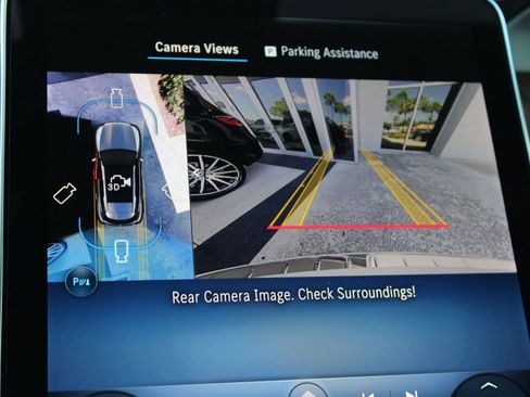 Used 2026 Mercedes-Benz GLC 300 image 25