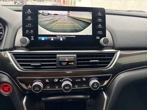 Used 2020 Honda Accord Sport image 17