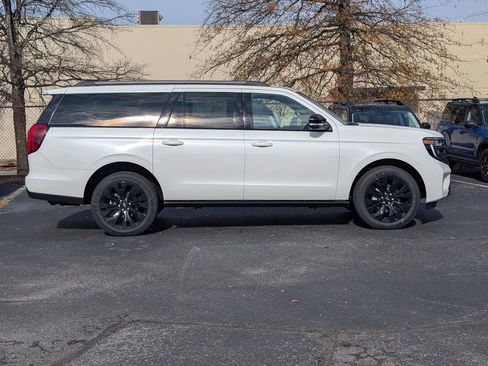 New 2025 Ford Expedition Max Platinum w/ Stealth Appearance Package image 3