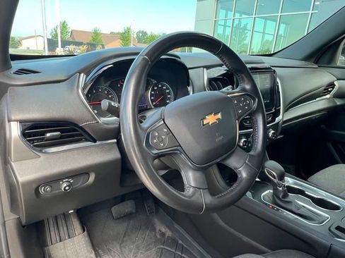 Used 2022 Chevrolet Traverse LT w/ LPO, Floor Liner Package AWD/4WD image 11