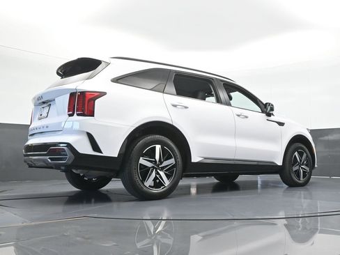 Used 2022 Kia Sorento EX w/ Panoramic Sunroof Package FWD image 63