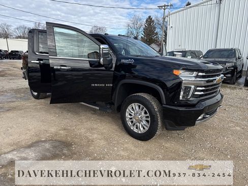 Used 2023 Chevrolet Silverado 3500 High Country w/ Z71 Off-Road Package image 33