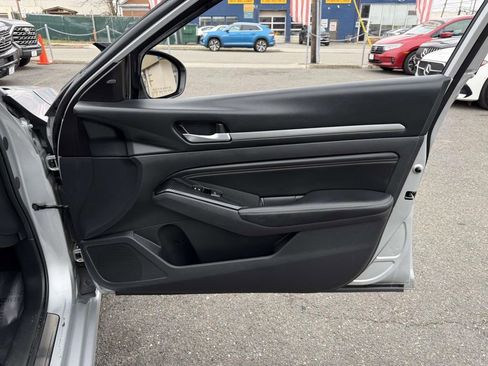 Used 2022 Nissan Altima 2.5 SL image 12