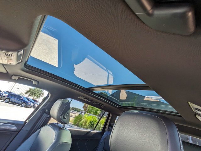 Used 2024 Volkswagen Tiguan SE R-Line FWD image 21