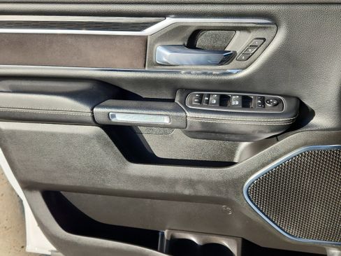 Used 2024 RAM 1500 Laramie image 8
