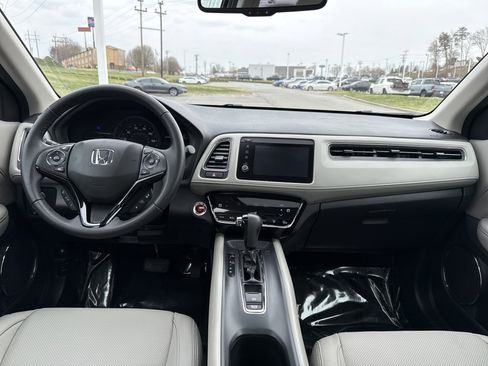 Used 2021 Honda HR-V EX-L image 29