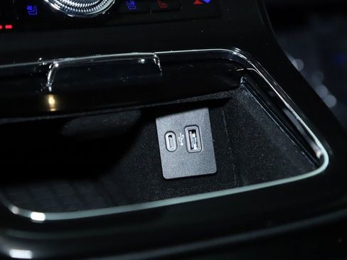 Certified 2023 Lincoln Nautilus Reserve w/ Luxury Package image 29