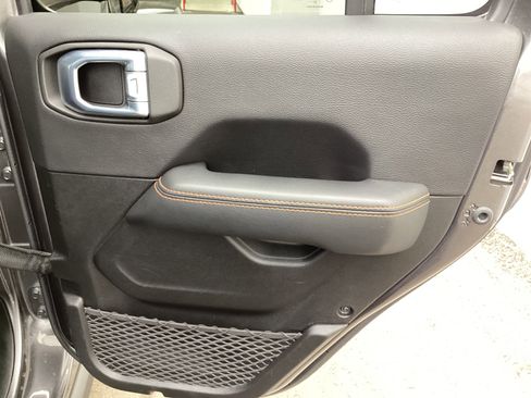 Used 2021 Jeep Gladiator Mojave image 21