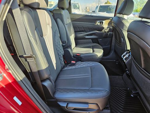 Used 2023 Kia Sorento SX Prestige image 34