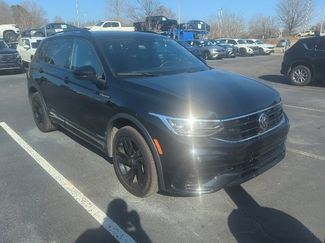 Used 2024 Volkswagen Tiguan SE R-Line video 1
