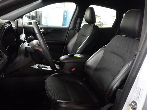 Used 2023 Ford Escape ST-Line w/ Tech Pack #1 AWD/4WD image 11