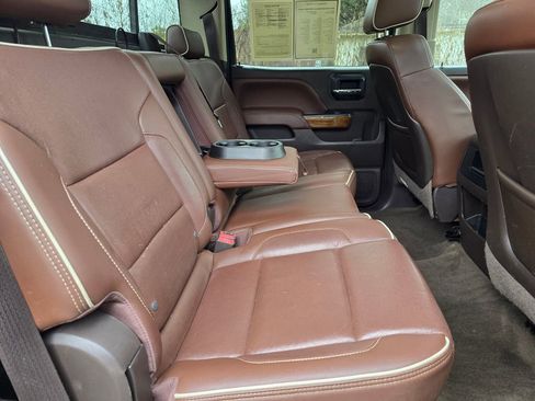 Used 2015 Chevrolet Silverado 1500 High Country w/ High Country Premium Package image 63