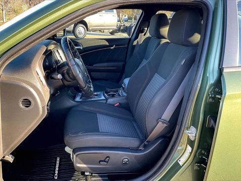 Used 2023 Dodge Charger SXT w/ Blacktop Package image 25