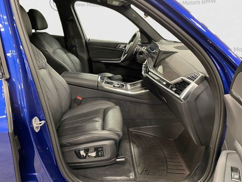 Certified 2025 BMW X5 M60i image 15
