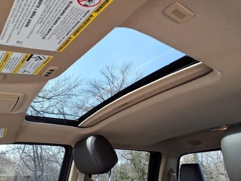 Used 2015 Ford F250 King Ranch w/ King Ranch w/Chrome Package image 17