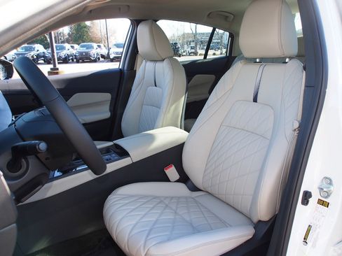 New 2026 Nissan Sentra SL w/ Floor Mat Package FWD image 15