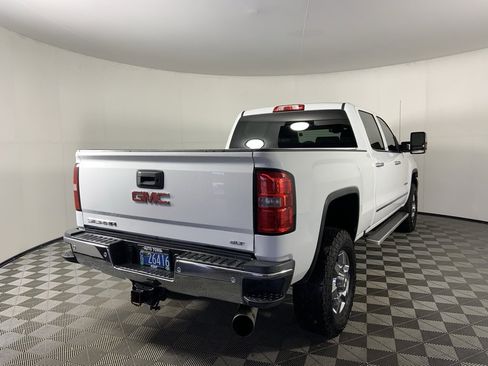 Used 2019 GMC Sierra 2500 SLT w/ Duramax Plus Package image 3