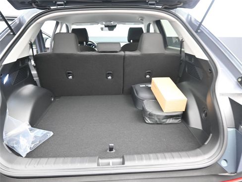 New 2026 Hyundai Ioniq 5 SE image 7