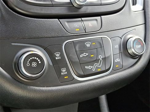 Certified 2025 Chevrolet Malibu LS image 16