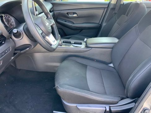Used 2024 Nissan Sentra SV FWD image 12