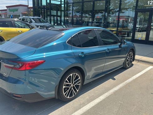 Used 2025 Toyota Camry XLE w/ Premium Plus Package FWD image 3