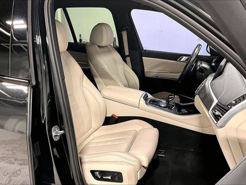 Used 2022 BMW X5 xDrive45e w/ M Sport Package AWD/4WD image 9