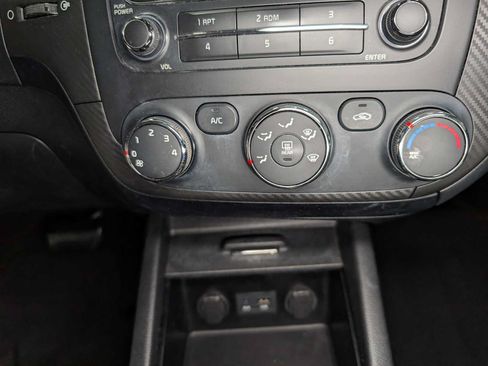 Used 2015 Kia Forte EX FWD image 28