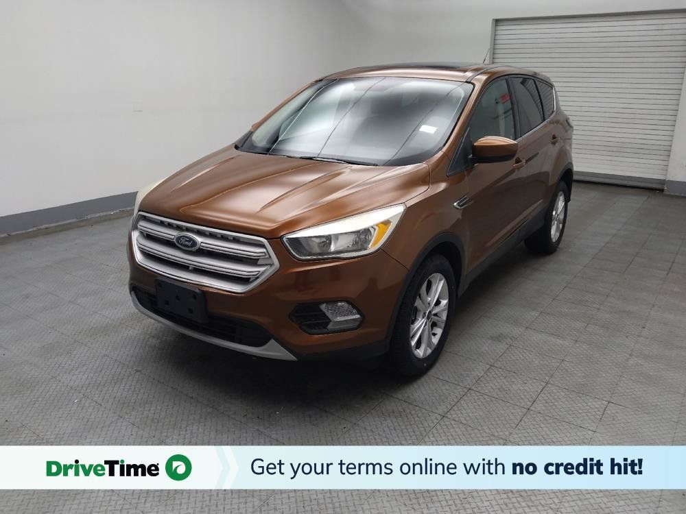 Used 2017 Ford Escape SE FWD image 1