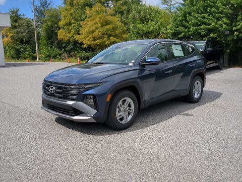 New 2026 Hyundai Tucson SE image 2