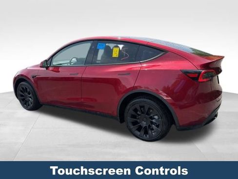 Used 2024 Tesla Model Y Long Range AWD/4WD image 5