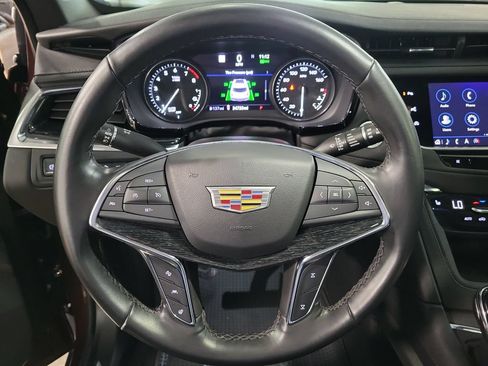 Used 2023 Cadillac XT5 Premium Luxury w/ Technology Package FWD image 10