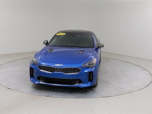 Used 2023 Kia Stinger GT2 image 9