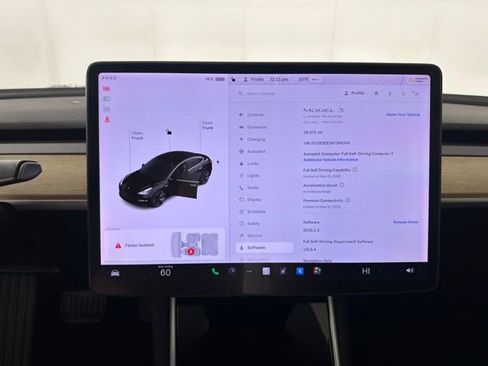 Used 2019 Tesla Model 3 Performance image 22
