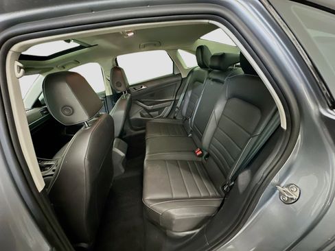 Used 2024 Volkswagen Jetta SE image 29