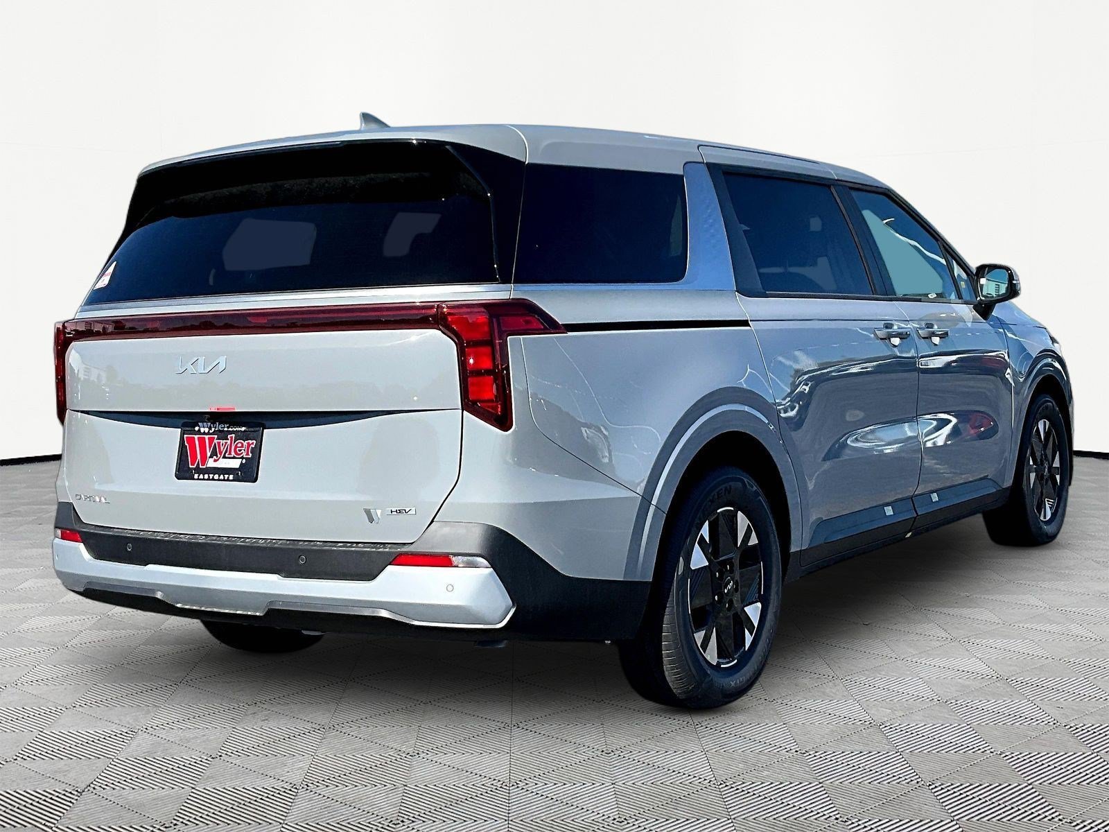 New 2027 Kia Carnival LXS FWD image 7