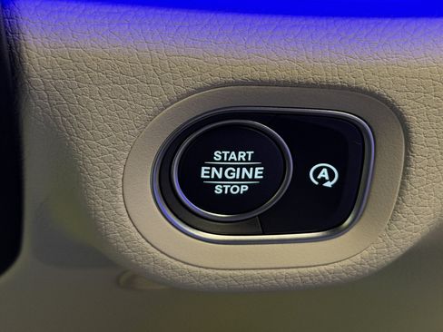 New 2026 Mercedes-Benz GLS 580 4MATIC image 22