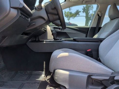 Used 2025 Toyota Camry LE FWD image 15