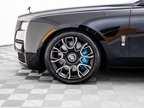 Used 2022 Rolls-Royce Ghost Black Badge image 43
