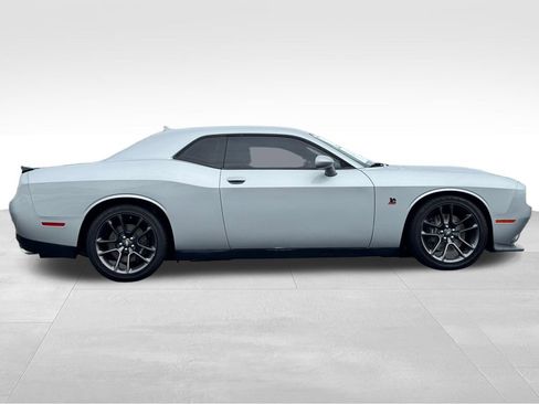 Used 2021 Dodge Challenger R/T Scat Pack RWD image 8
