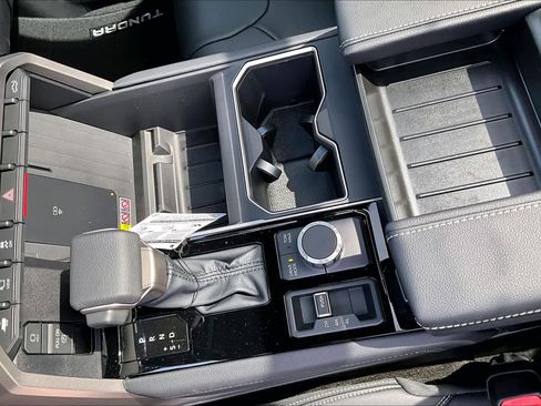 New 2026 Toyota Tundra Limited AWD/4WD image 7