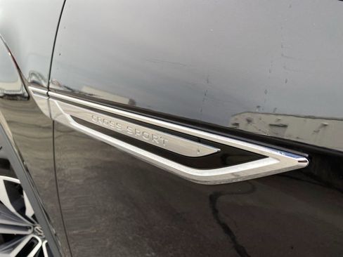 Used 2021 Volkswagen Atlas Cross Sport SEL Premium image 40