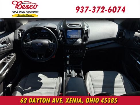 Used 2017 Ford Escape SE w/ Equipment Group 201A FWD image 8