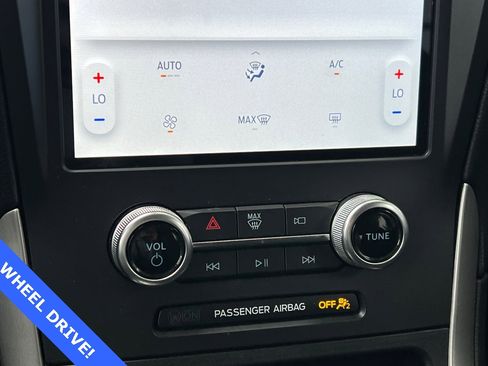 Certified 2022 Ford Edge SE w/ Black Appearance Package image 21