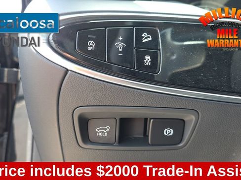Used 2025 Genesis GV70 2.5T AWD/4WD image 14