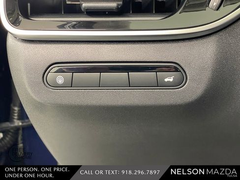 Used 2026 INFINITI QX60 Pure w/ Cargo Package image 28