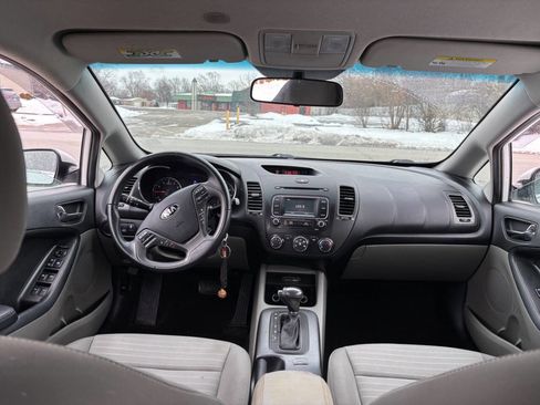 Used 2016 Kia Forte EX image 15