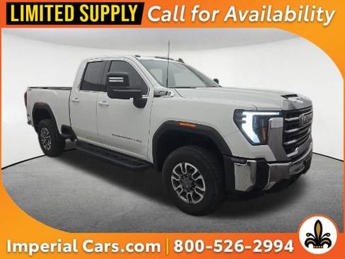 Used 2024 GMC Sierra 2500 SLE w/ SLE Value Package AWD/4WD image 1