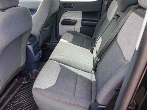 Used 2023 Ford Maverick XLT image 17