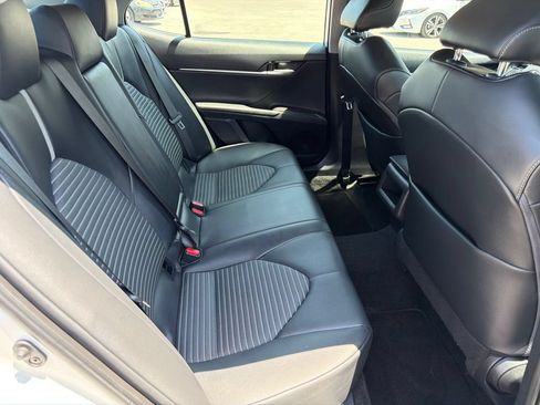 Used 2023 Toyota Camry SE FWD image 14