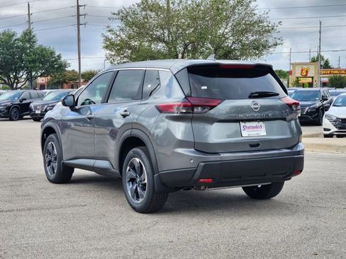 New 2026 Nissan Rogue SV image 4